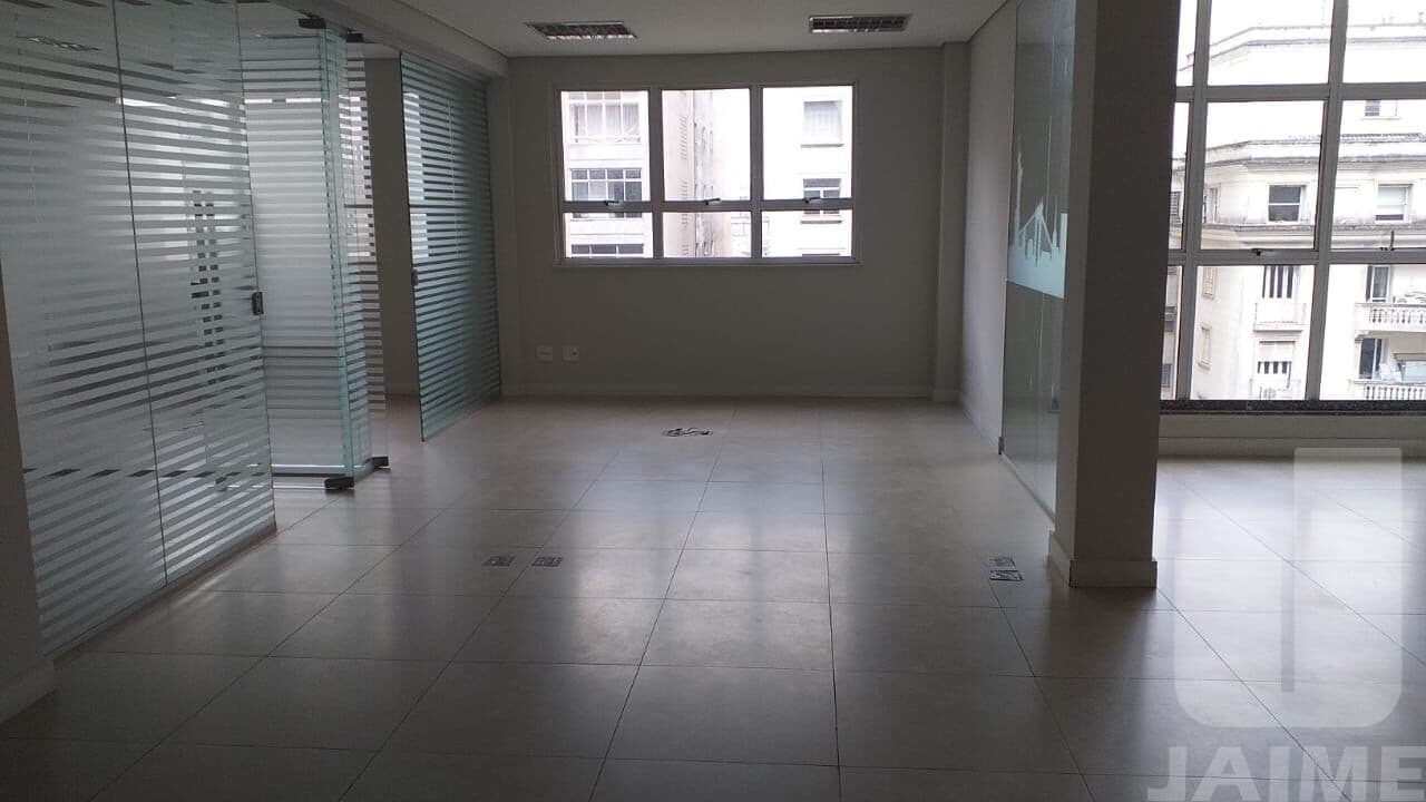 Comercial em República