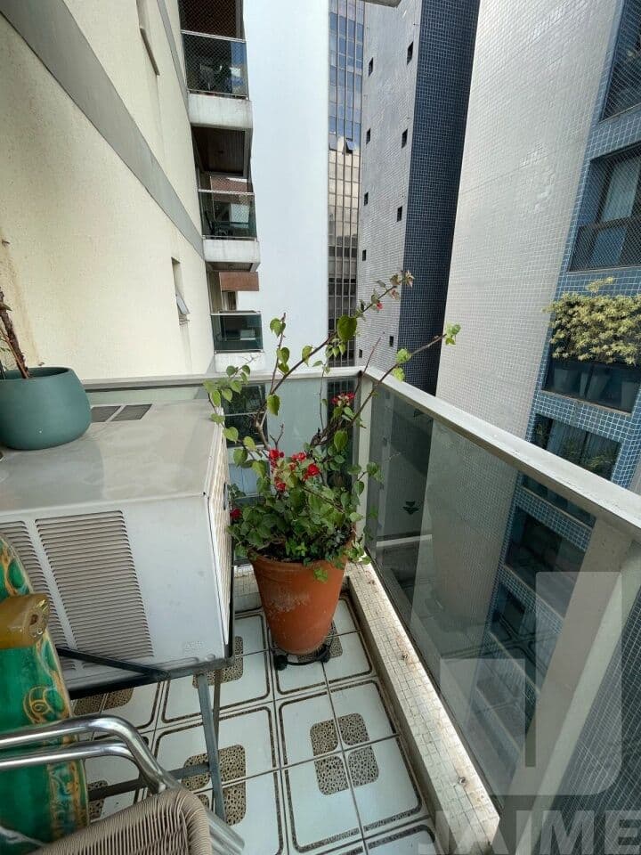 Apartamento de 4 dormitórios na R DOUTOR ALBUQUERQUE LINS — Higienópolis, São Paulo - foto 2