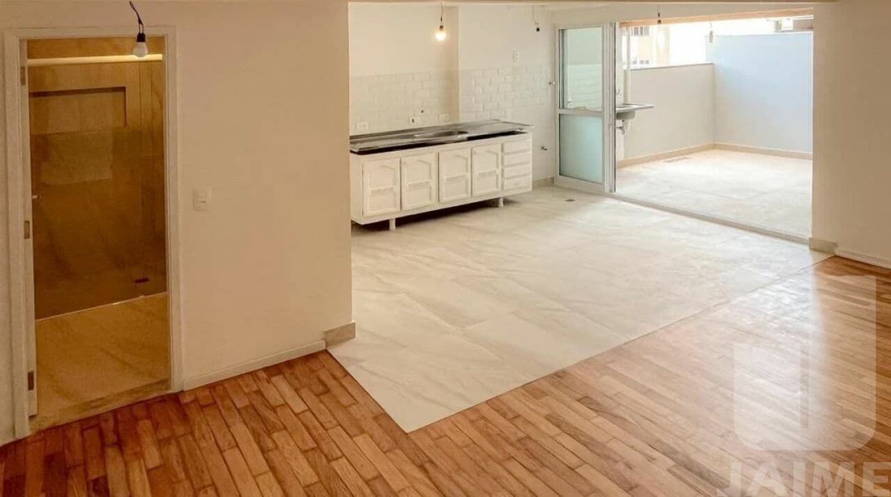 Apartamento de 2 dormitórios na R Da Consolação — Consolação, São Paulo