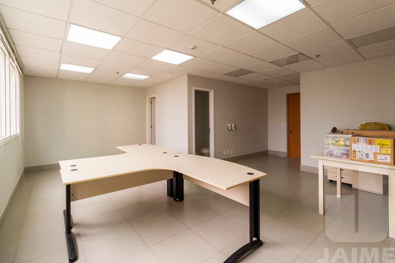 Comercial na AV ANGÉLICA — Higienópolis, São Paulo