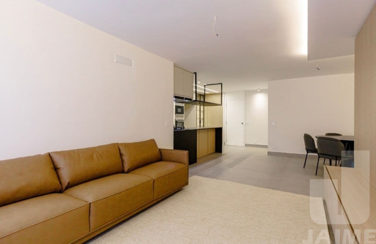 Apartamento de 3 dormitórios na R JACURICI — Itaim Bibi, São Paulo - foto 2