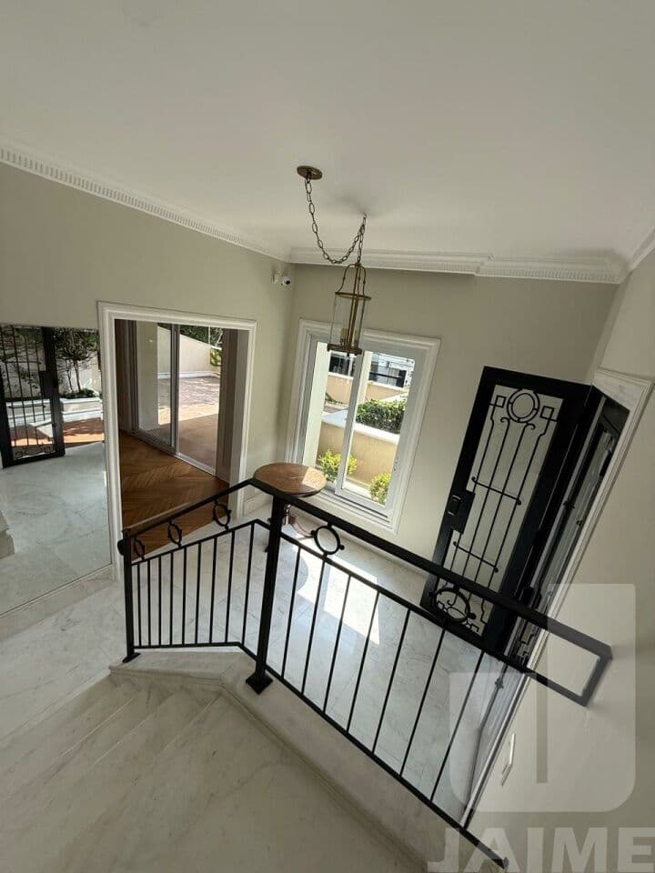 Casa de 4 dormitórios na R Ubatuba — Pacaembu, São Paulo - foto 5