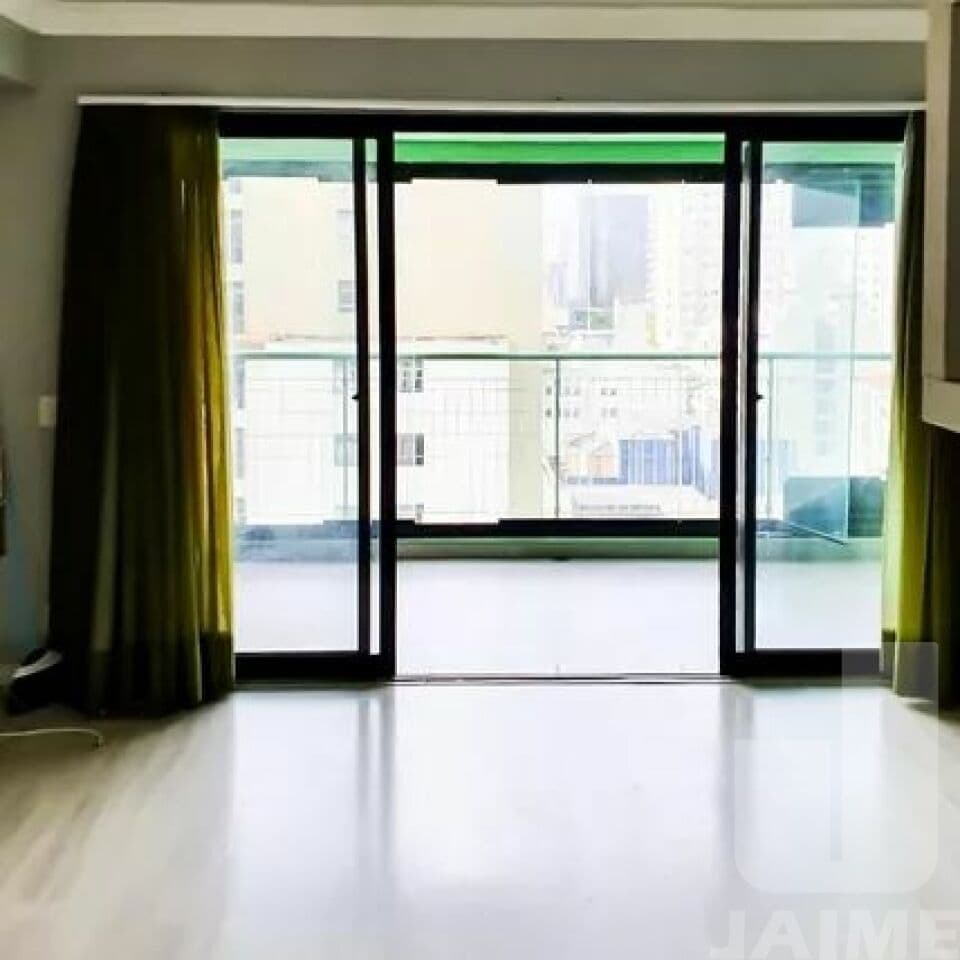 Apartamento de 1 dormitório na R SANTO ANTÔNIO — Bela Vista, São Paulo