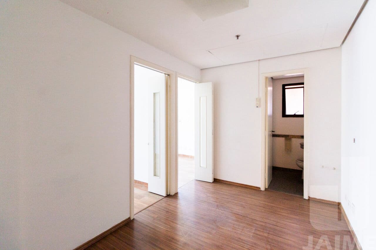Comercial na AV Angélica — Higienópolis, São Paulo - foto 2