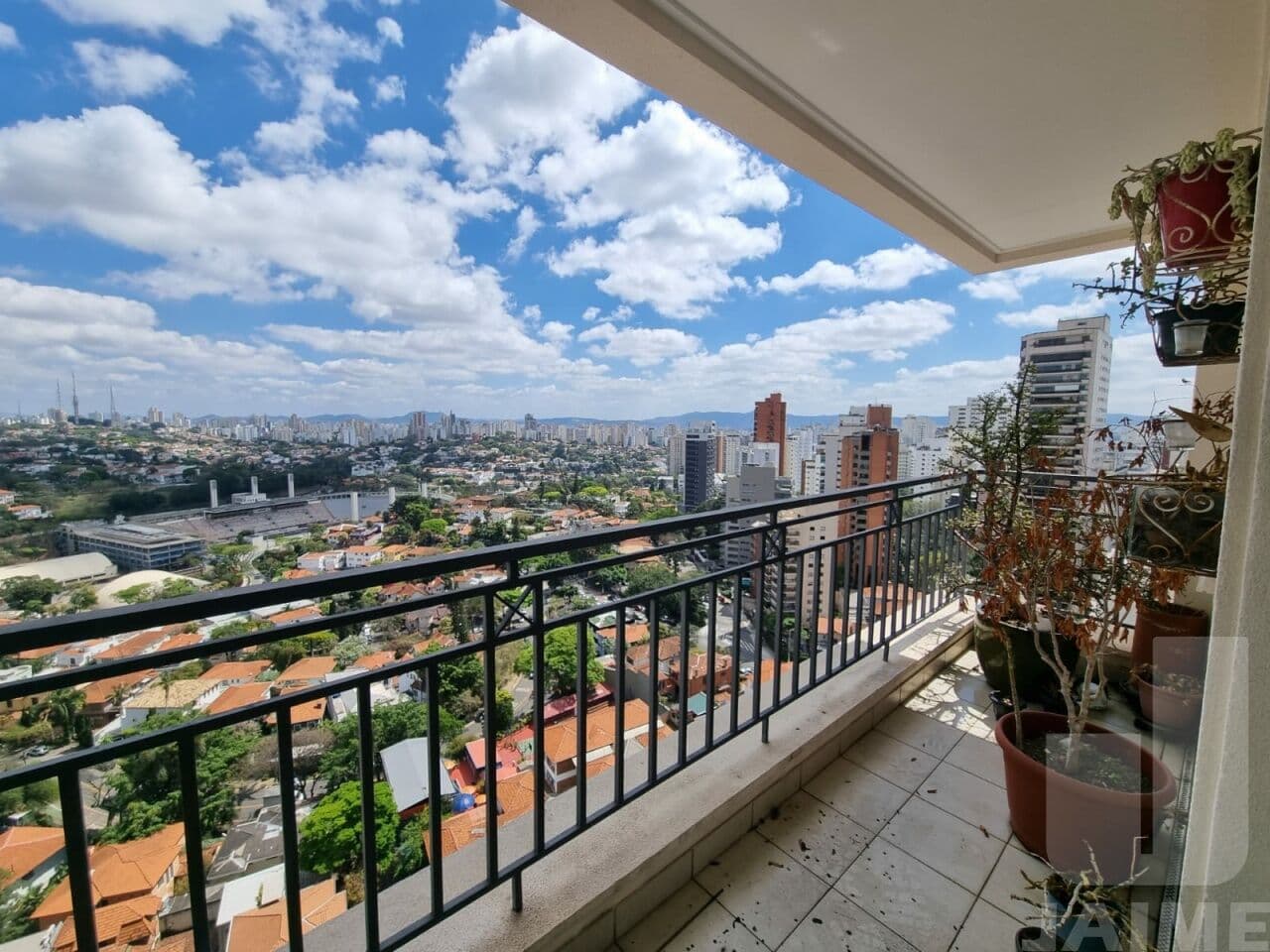 Apartamento de 1 dormitório na AV ANGÉLICA — Higienópolis, São Paulo