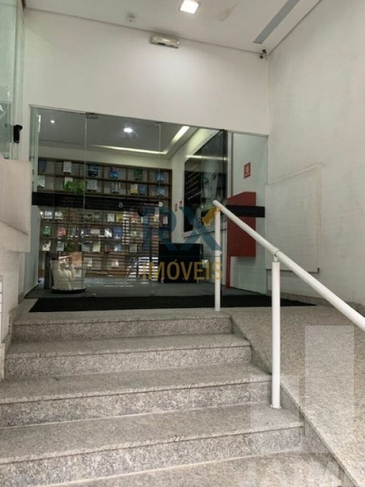 Comercial na R Doutor Cesário Mota Júnior — Vila Buarque, São Paulo - foto 2