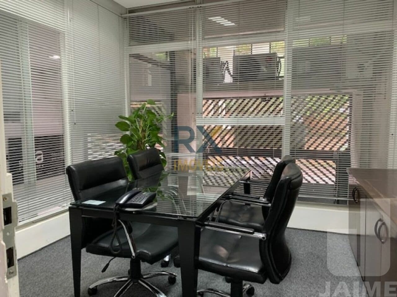 Comercial na R Doutor Cesário Mota Júnior — Vila Buarque, São Paulo - foto 5