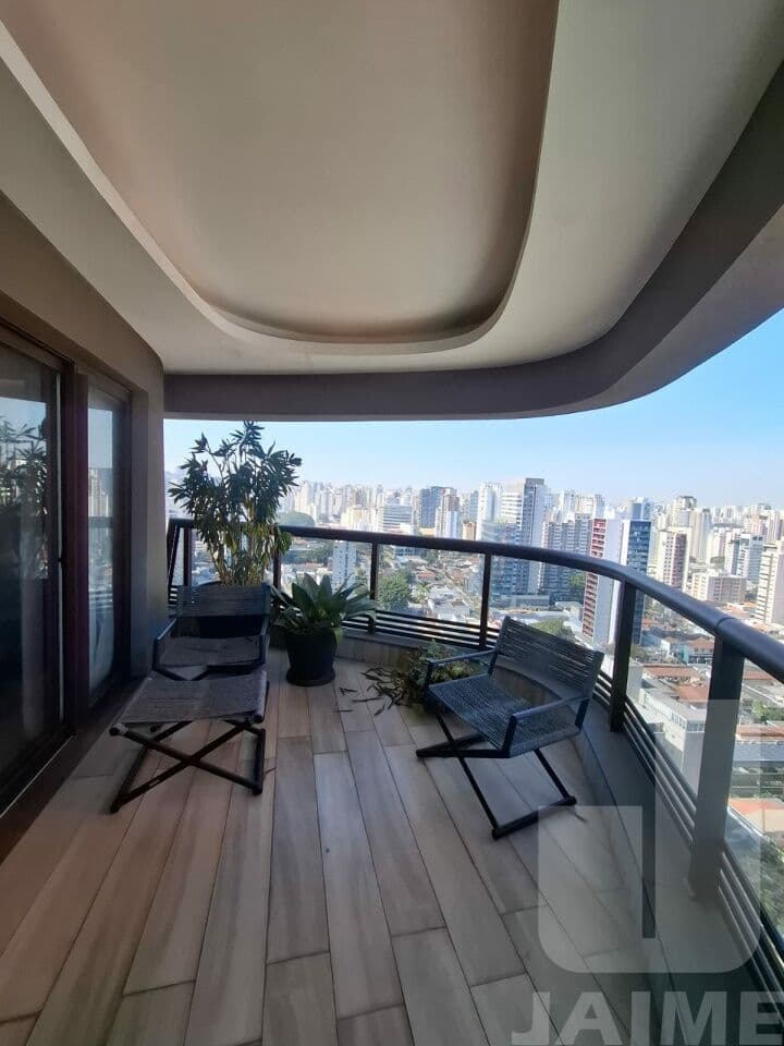 Apartamento em Vila Olímpia