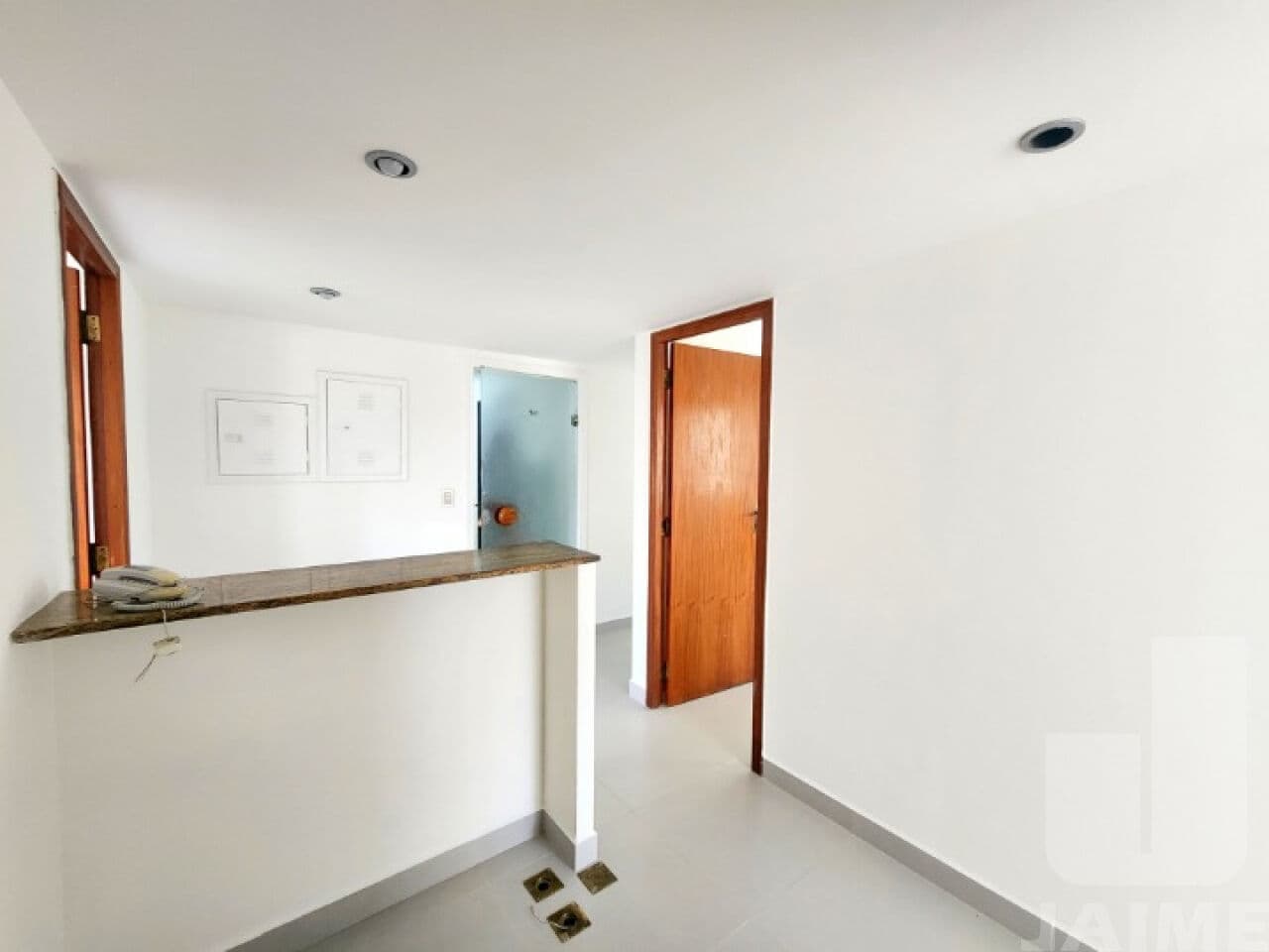 Comercial na R Frederico Abranches — Vila Buarque, São Paulo - foto 3