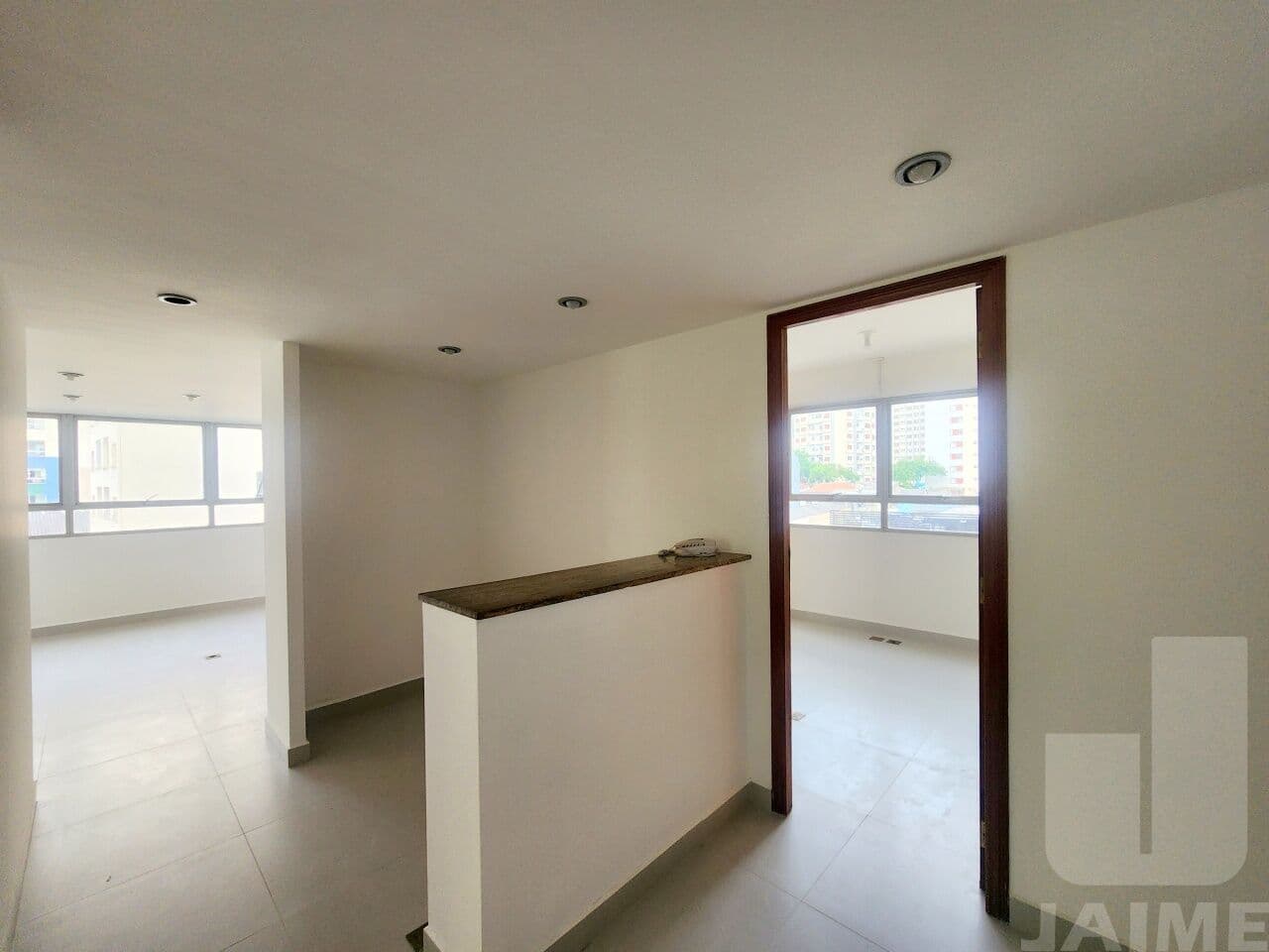 Comercial na R Frederico Abranches — Vila Buarque, São Paulo - foto 2