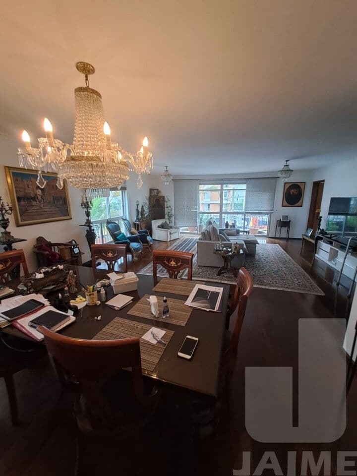 Apartamento de 3 dormitórios na R Doutor Albuquerque Lins — Higienópolis, São Paulo - foto 4