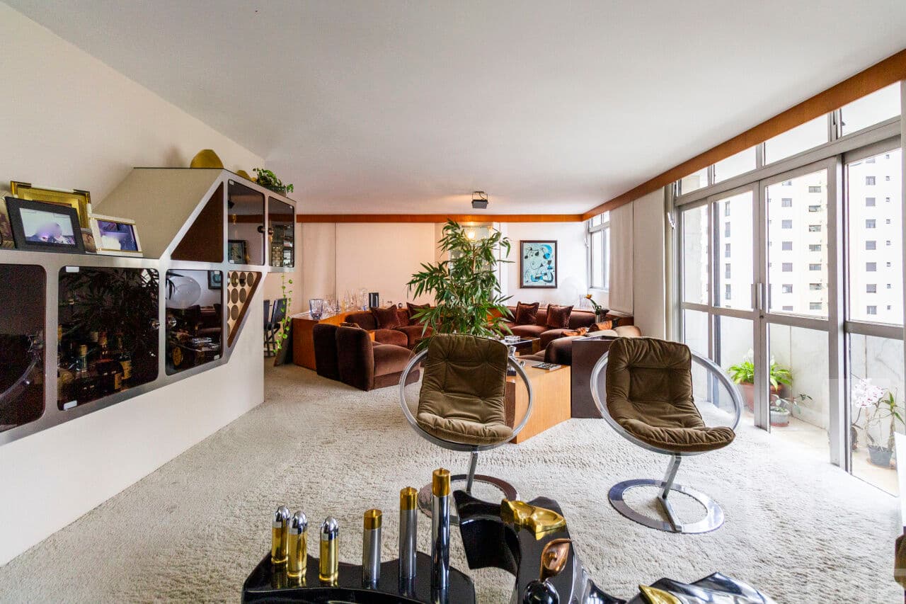 Apartamento de 4 dormitórios na R Batataes — Jardim Paulista, São Paulo - foto 2