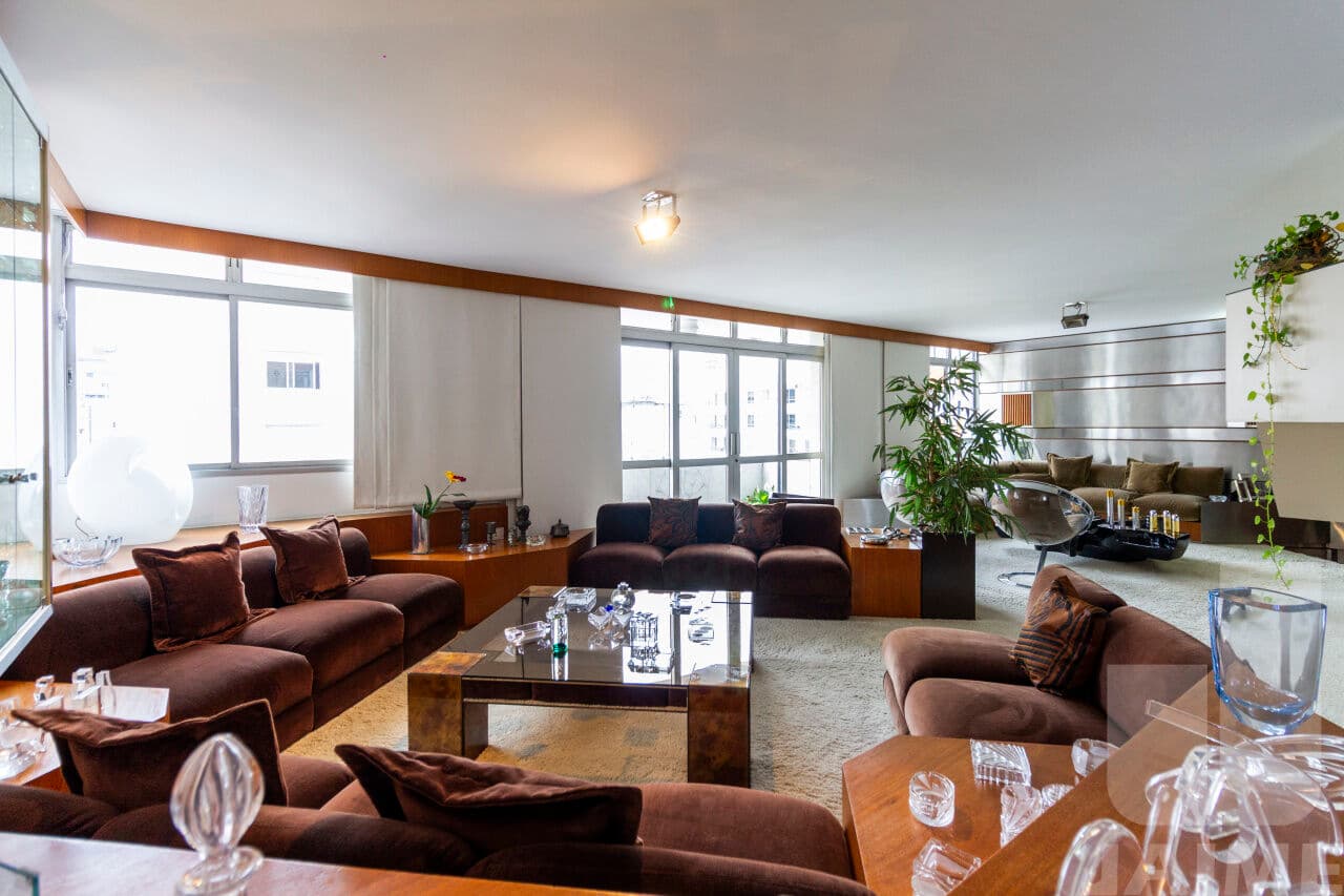 Apartamento de 4 dormitórios na R Batataes — Jardim Paulista, São Paulo - foto 4