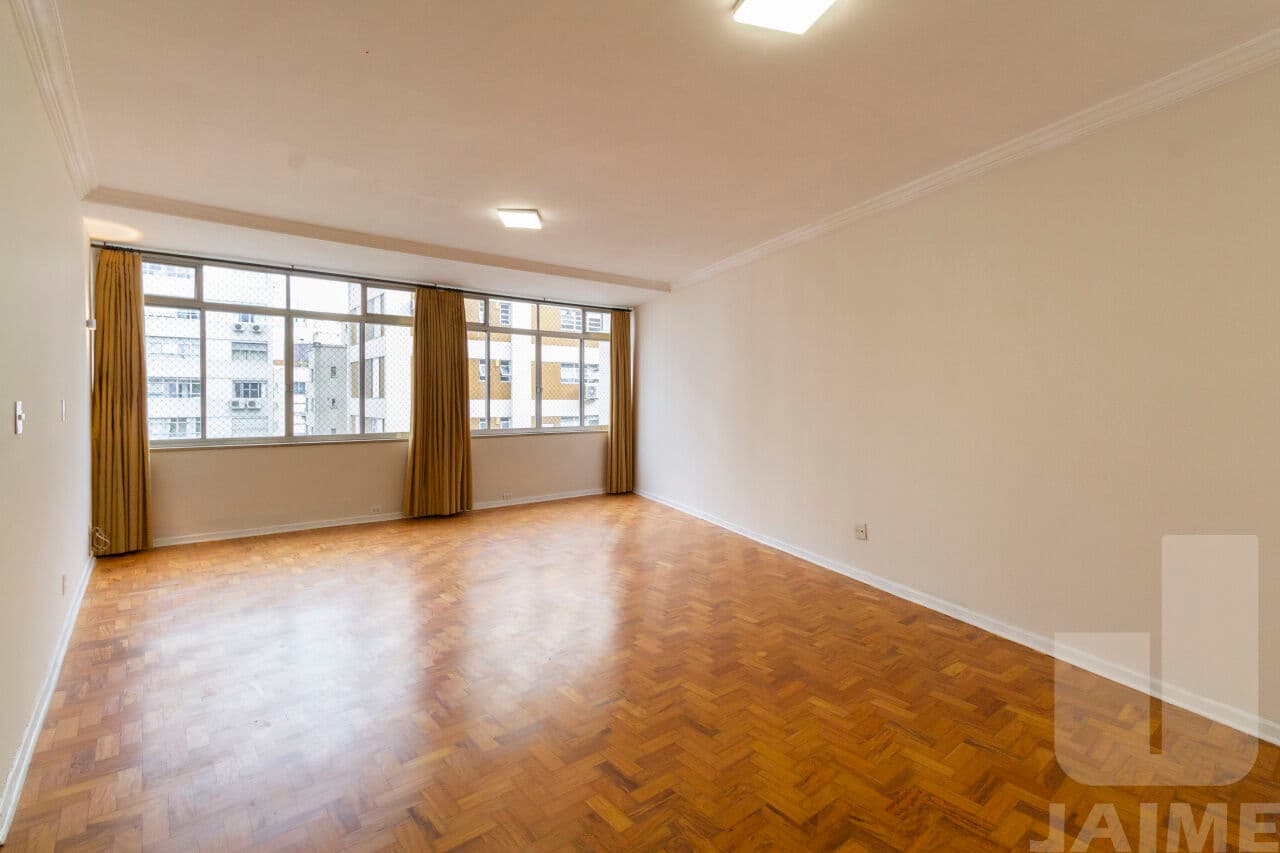 Apartamento de 3 dormitórios na R ITAMBÉ — Higienópolis, São Paulo