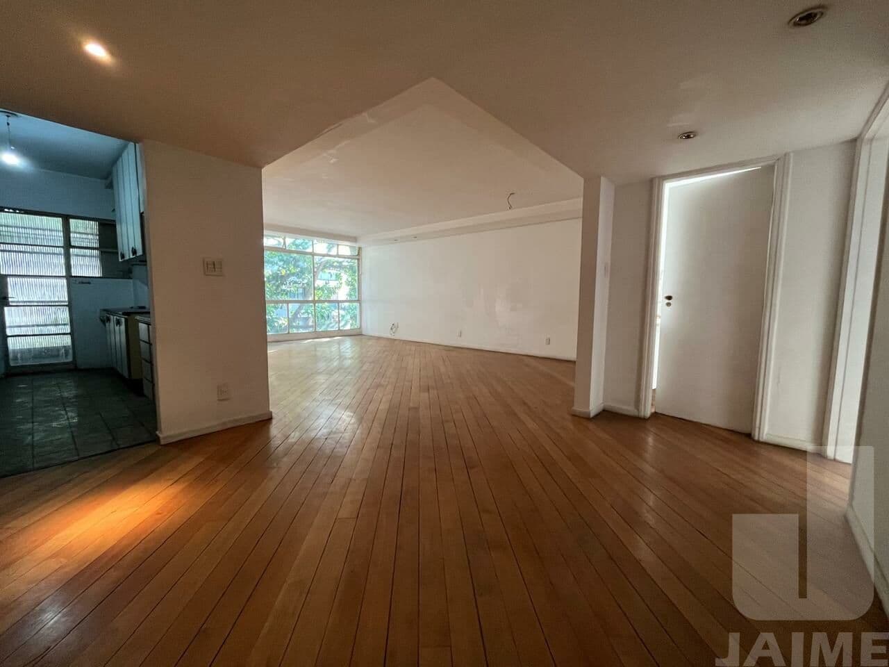 Apartamento de 2 dormitórios na R GOITACAZ — Higienópolis, São Paulo - foto 3