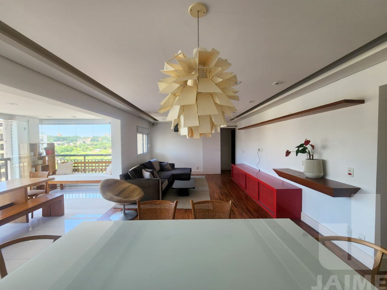 Apartamento de 3 dormitórios na R Sacadura Cabral — lapa, São Paulo