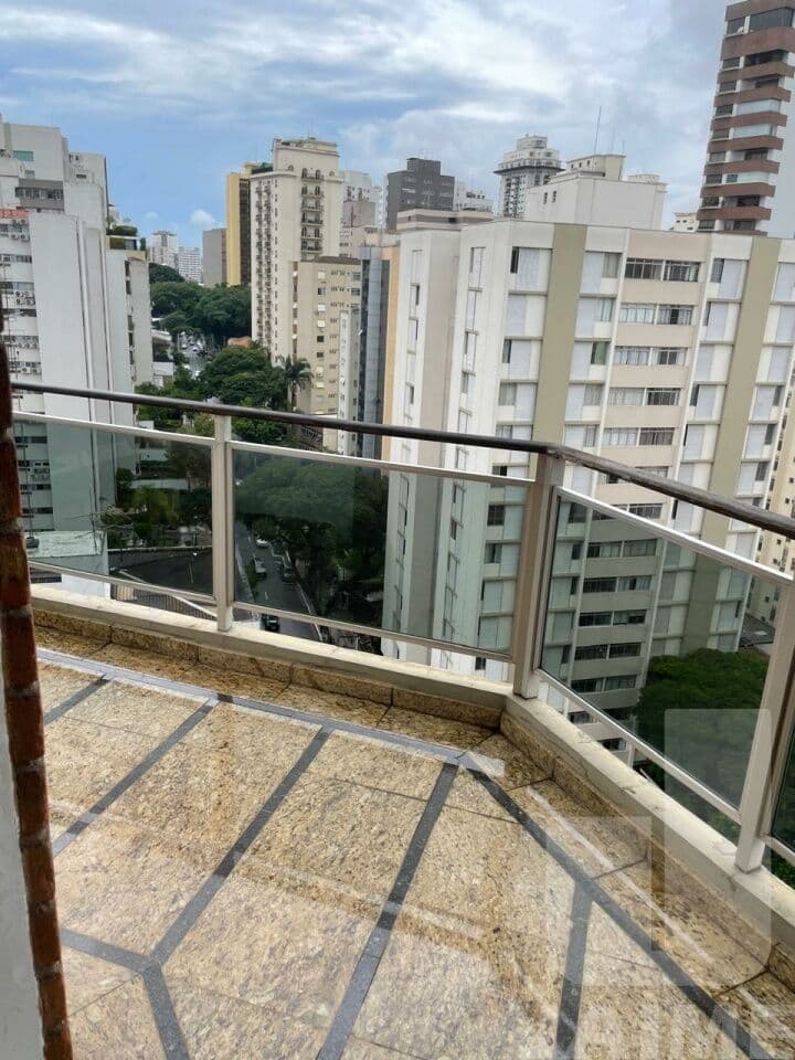 Apartamento de 3 dormitórios na R Doutor Veiga Filho — Higienópolis, São Paulo - foto 2