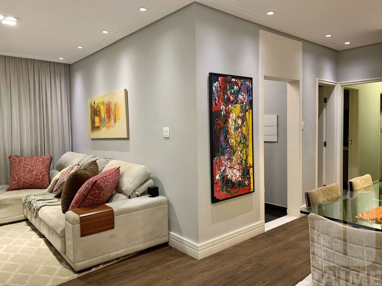Apartamento de 2 dormitórios na R Doutor Veiga Filho — Santa Cecília, São Paulo
