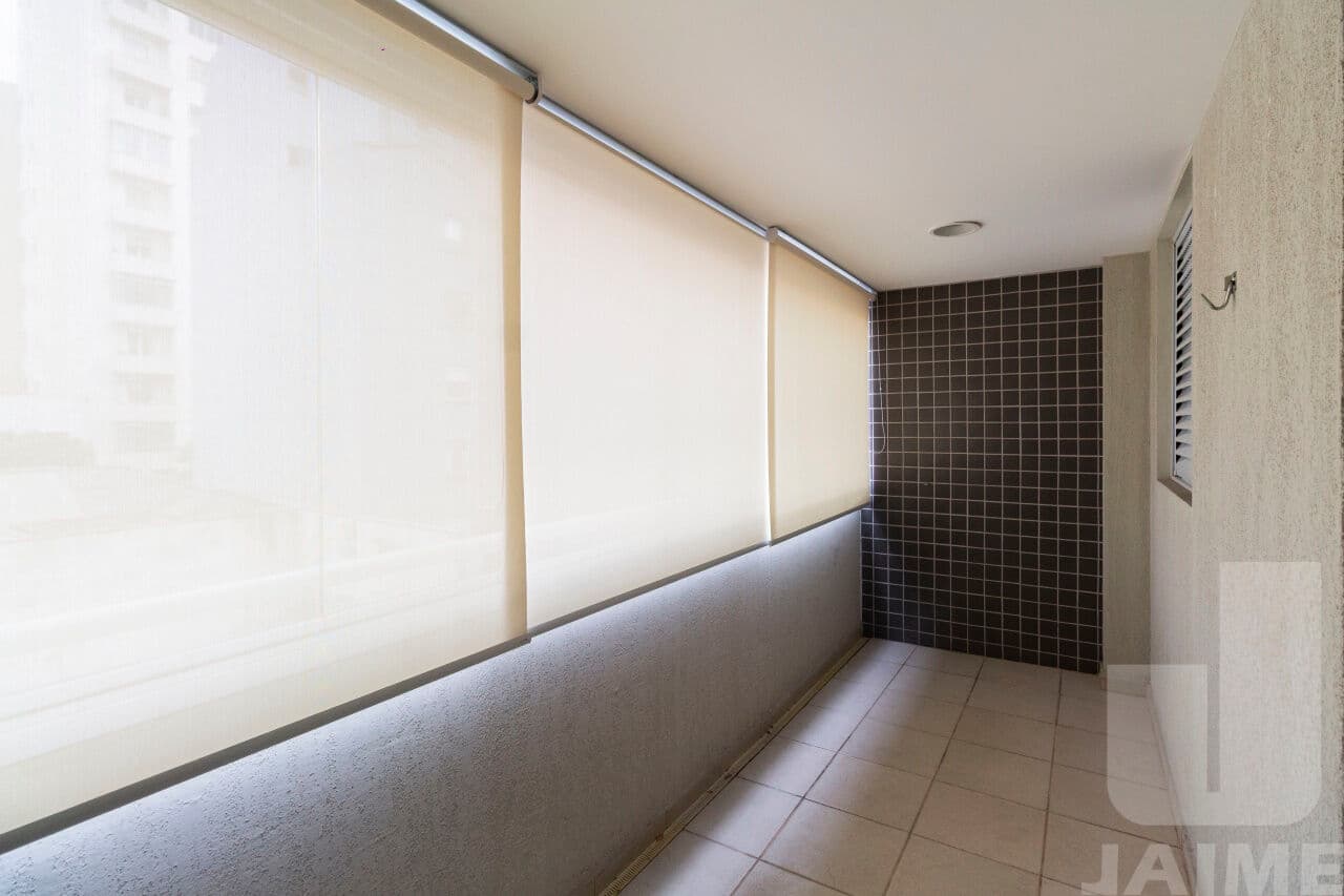 Apartamento de 1 dormitório na R Das Palmeiras — Higienópolis, São Paulo
