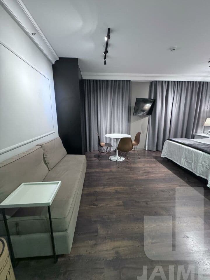 Apartamento de 1 dormitório na R Maranhão — Higienópolis, São Paulo