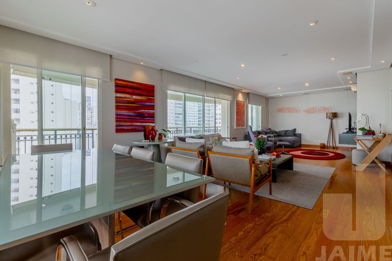 Apartamento de 3 dormitórios na R Itapicuru — Perdizes, São Paulo
