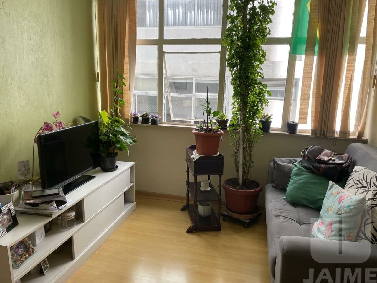 Apartamento de 1 dormitório na R DOUTOR VEIGA FILHO — Higienópolis, São Paulo