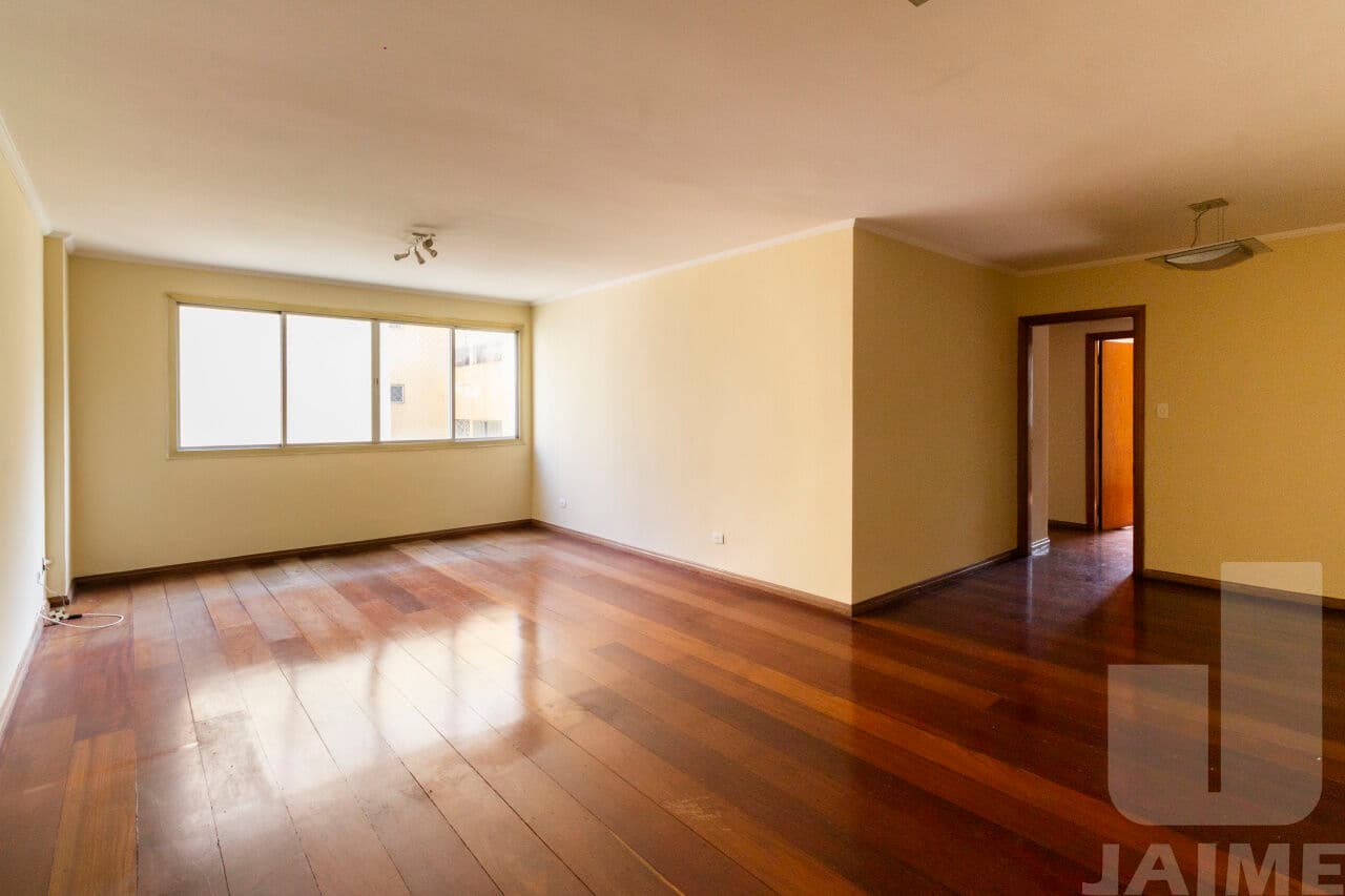 Apartamento de 3 dormitórios na R MONTE ALEGRE — Perdizes, São Paulo