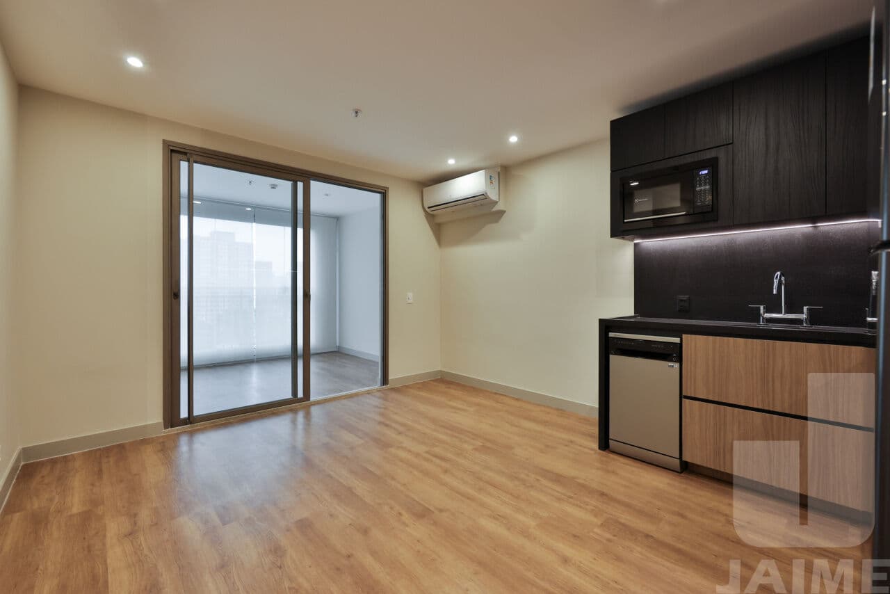 Apartamento de 2 dormitórios na AV Das Carinas — Moema, São Paulo