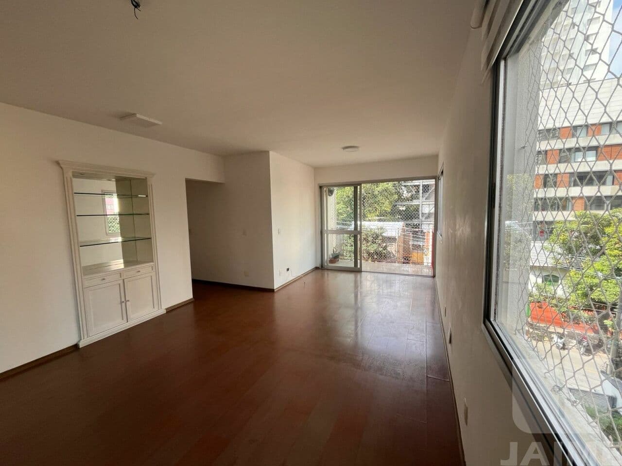 Apartamento em Sumarezinho