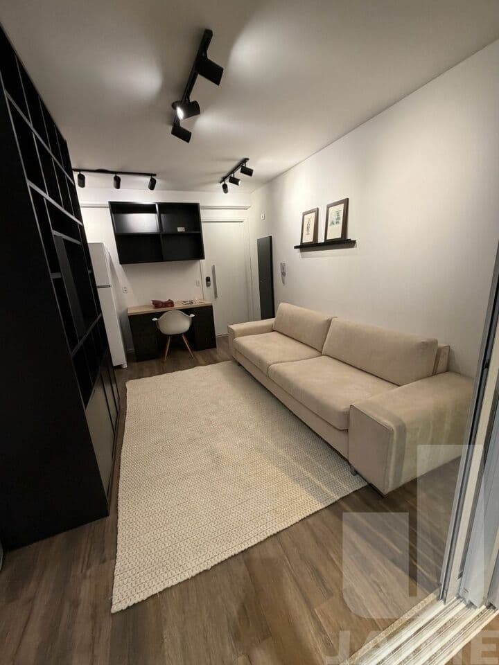 Apartamento de 1 dormitório na R Mourato Coelho — Pinheiros, São Paulo
