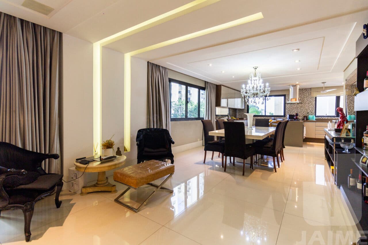 Apartamento de 3 dormitórios na R Doutor José Manoel — Santa Cecília, São Paulo
