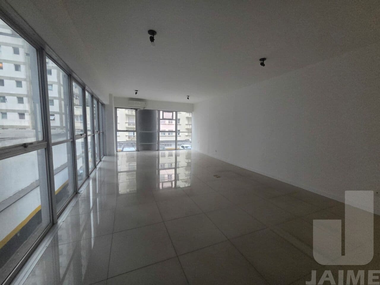 Comercial na R Maranhão — Higienópolis, São Paulo