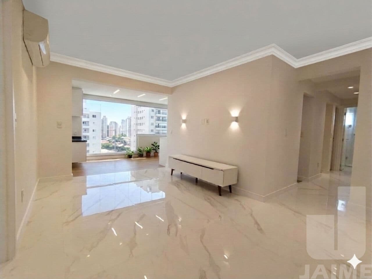 Apartamento em Parque Industrial Tomas Edson
