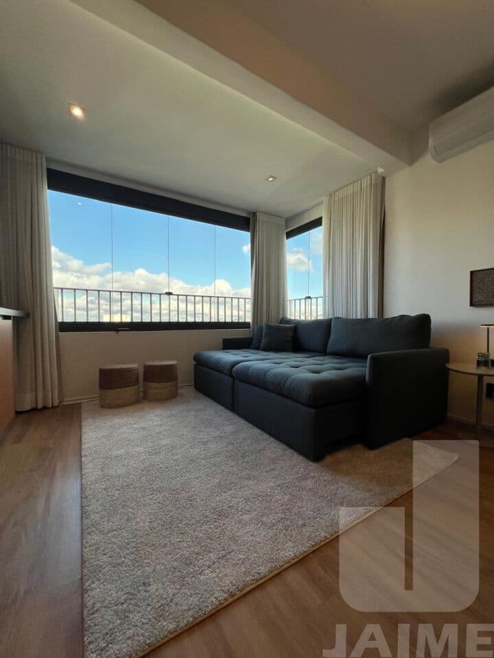 Apartamento de 3 dormitórios na R Manuel Guedes — Jardim Europa, São Paulo - foto 2