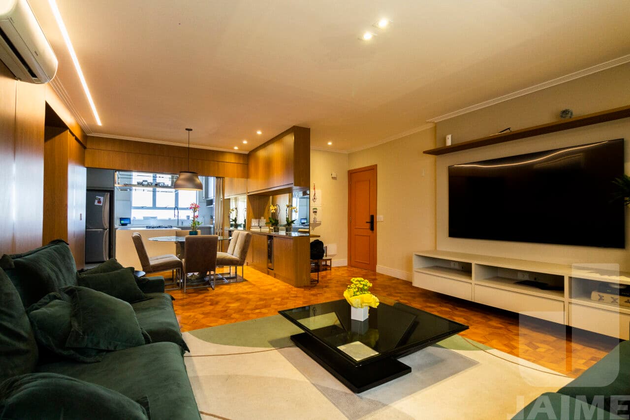 Apartamento de 3 dormitórios na R BARONESA DE ITU — Higienópolis, São Paulo