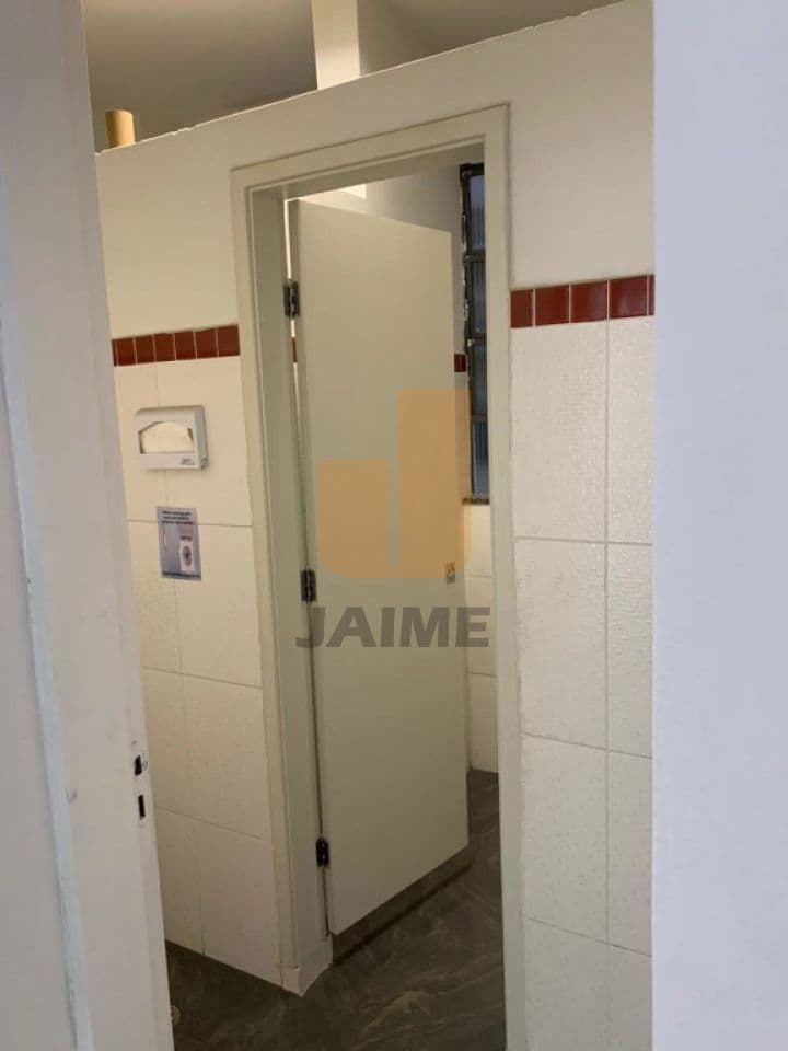 Comercial na R AURELIANO COUTINHO — Santa Cecília, São Paulo - foto 3