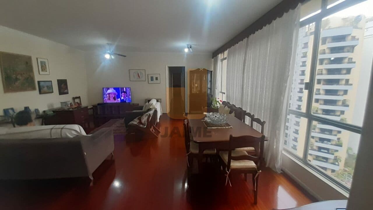 Apartamento em Higienópolis