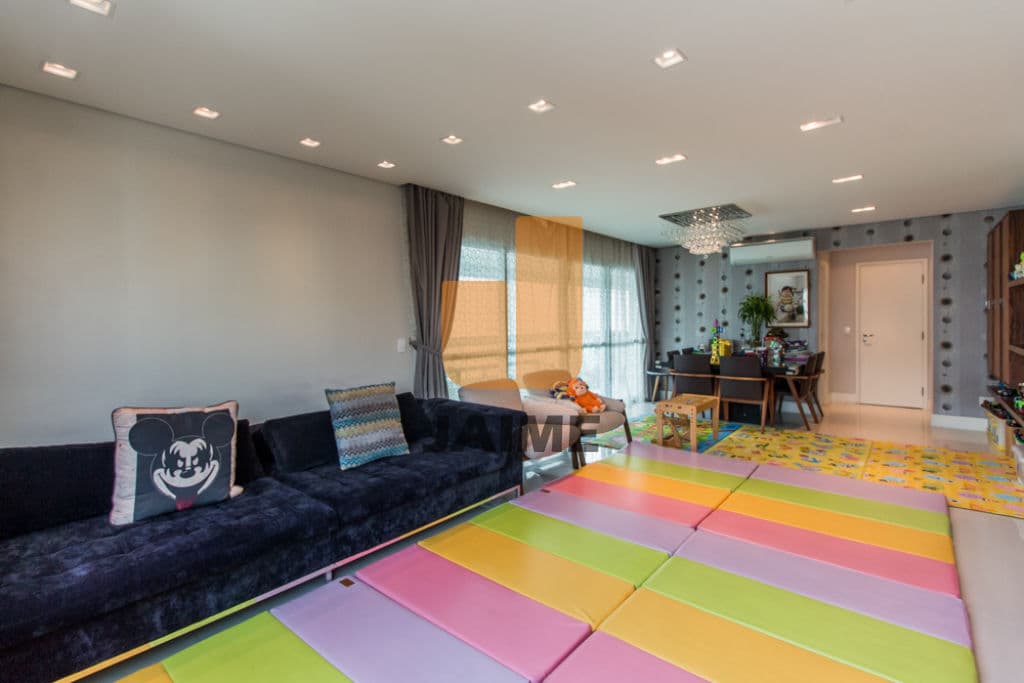 Apartamento de 3 dormitórios na R MARACAÍ — Aclimação, São Paulo - foto 2