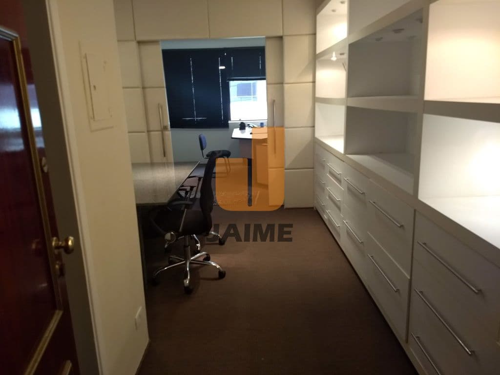 Comercial na R HELENA — Vila Olímpia, São Paulo - foto 2