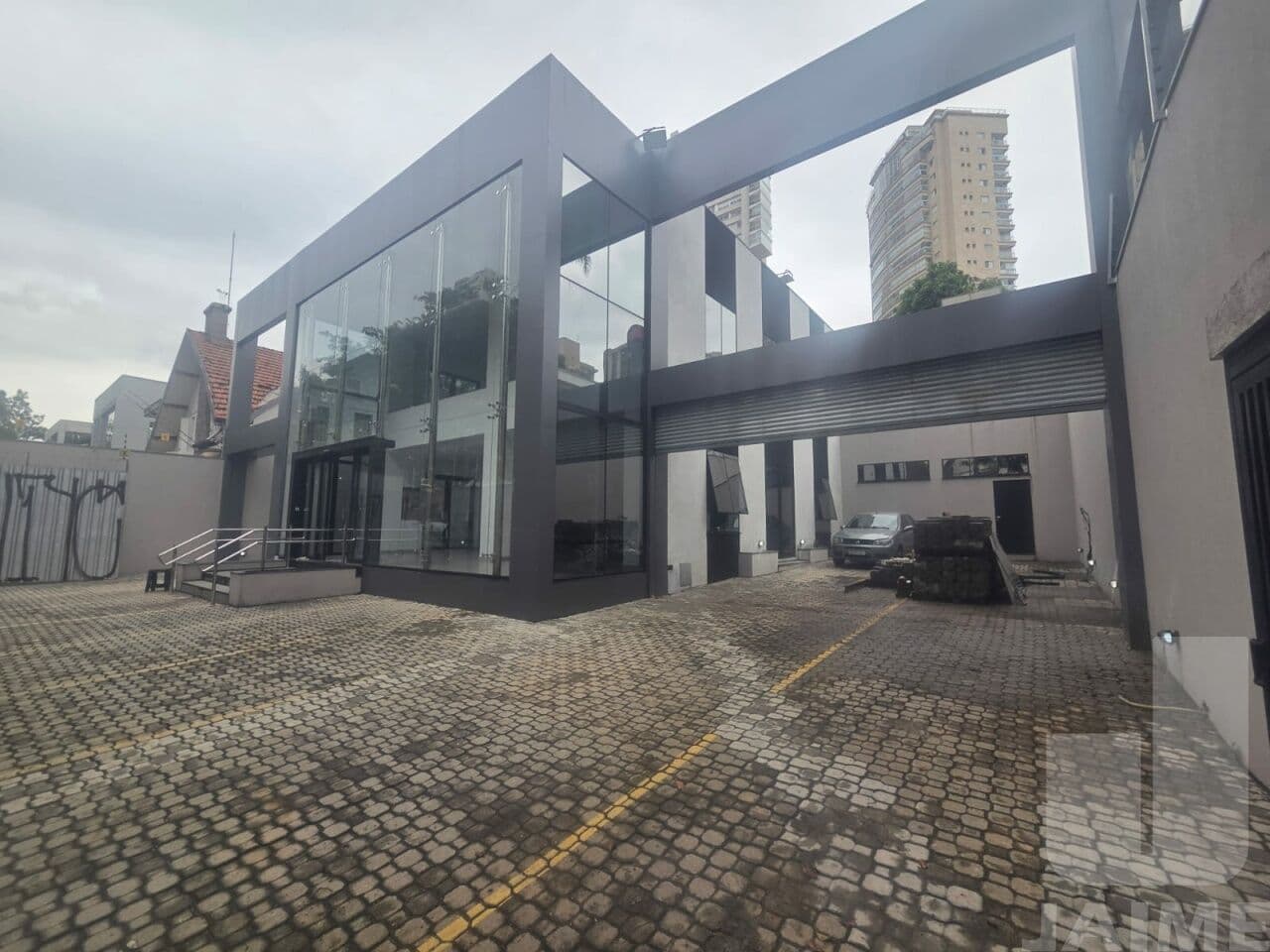 Comercial na AV PACAEMBU — Pacaembu, São Paulo - foto 2