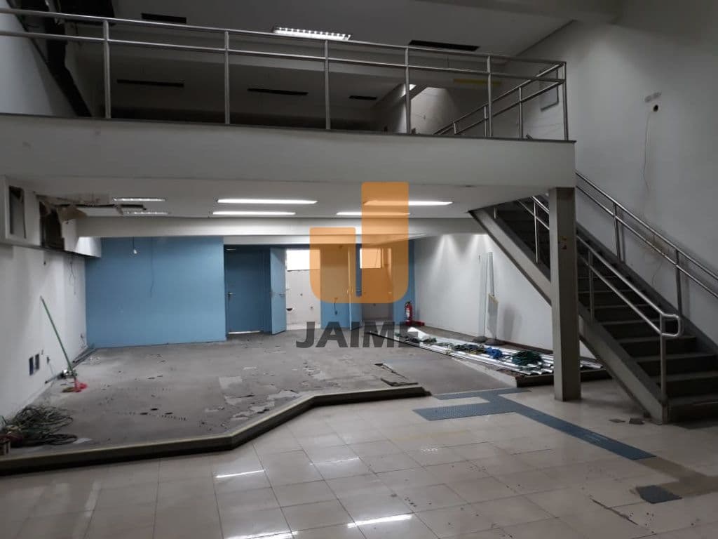 Comercial em Santa Cecília