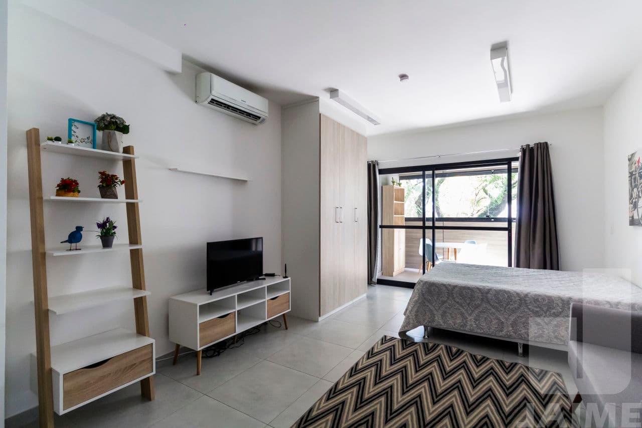 Apartamento de 1 dormitório na R BAHIA — Higienópolis, São Paulo
