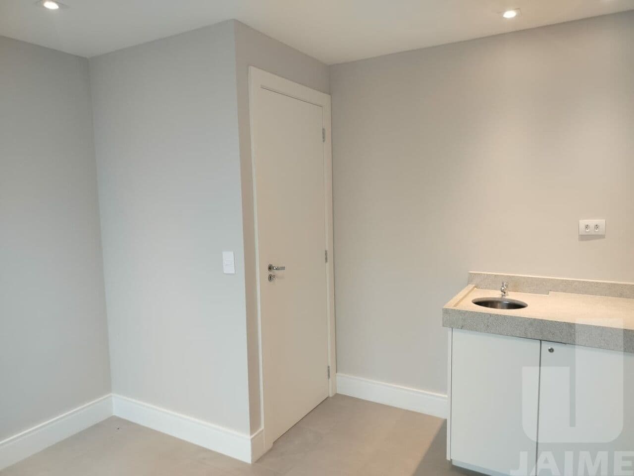 Comercial na AV ANGÉLICA — Higienópolis, São Paulo - foto 2