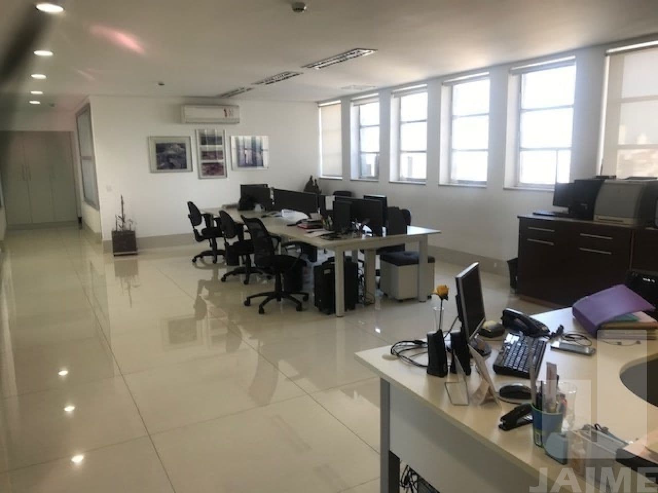 Comercial na R GENERAL JARDIM — Santa Cecília, São Paulo