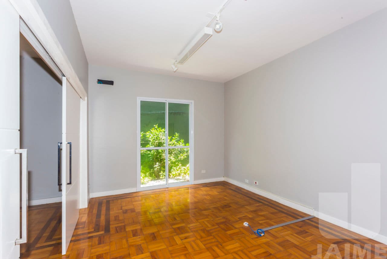 Comercial de 1 dormitório na R Itápolis — Pacaembu, São Paulo - foto 2