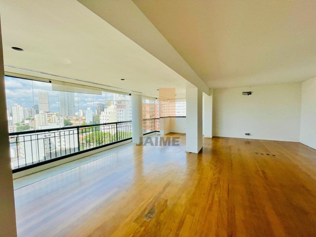 Apartamento de 3 dormitórios na R Paracuê — Sumaré, São Paulo - foto 5