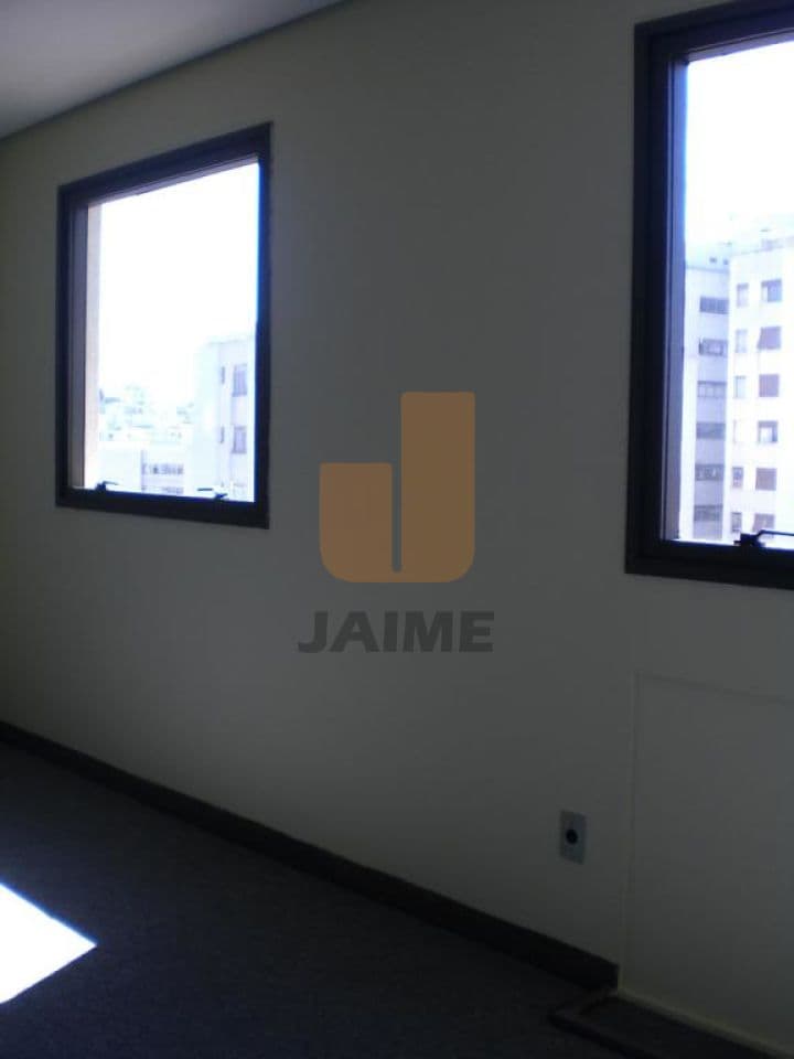 Comercial na R DONA ANTÔNIA DE QUEIRÓS — Higienópolis, São Paulo - foto 2