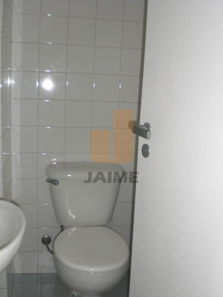 Comercial na R DONA ANTÔNIA DE QUEIRÓS — Higienópolis, São Paulo - foto 3