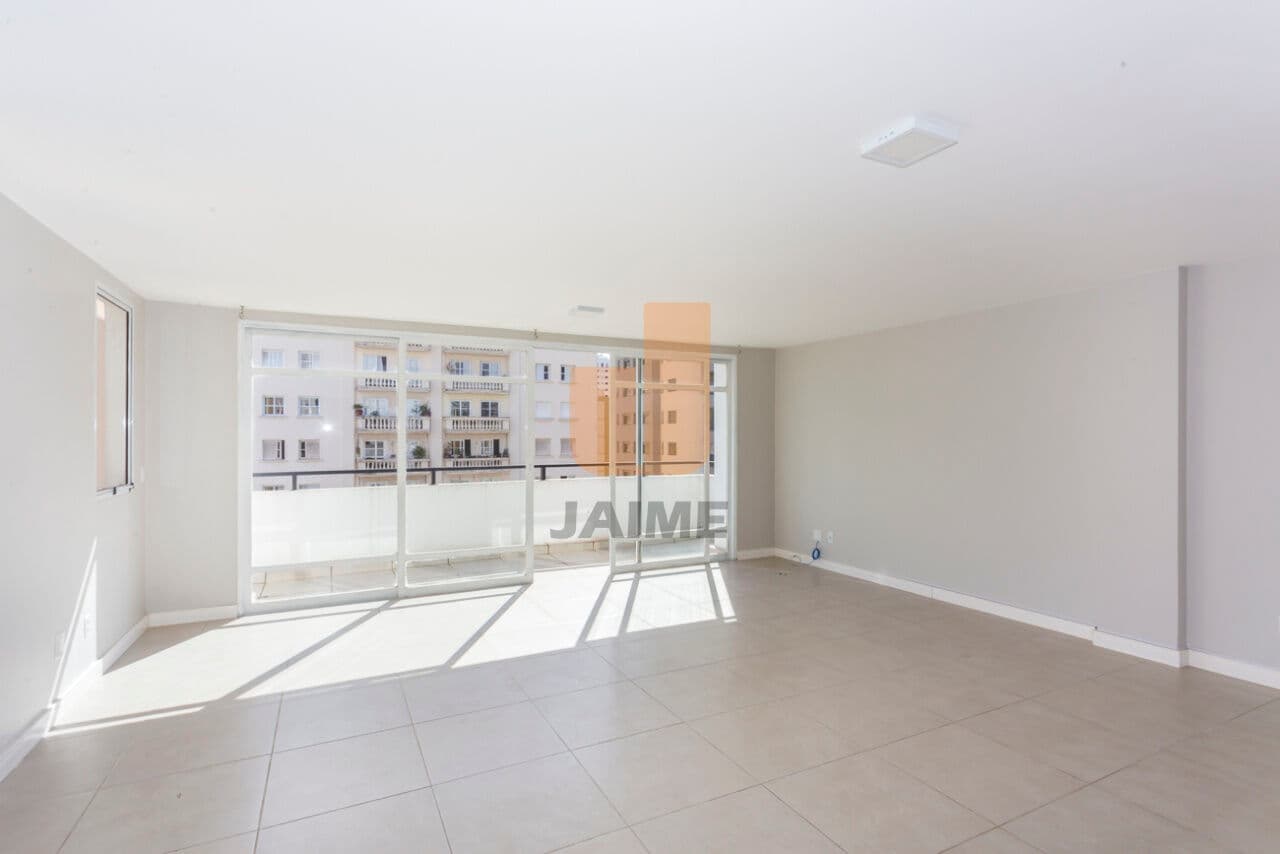 Apartamento de 3 dormitórios na R Manoel da Nóbrega — Paraíso, São Paulo