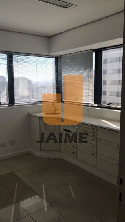 Comercial na R TURIASSU — Perdizes, São Paulo - foto 2